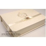 caixa personalizada luxo para casamento cotação Vila Medeiros