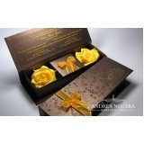 caixas personalizadas casamento Pedreira