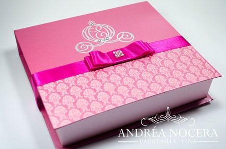 Convite Para festa com o tema CinderelaConvite Para festa com o tema Cinderela